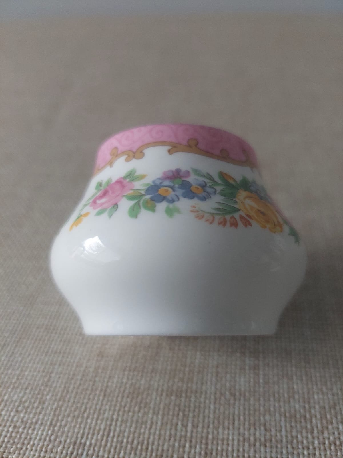 Azucarero de Porcelana Inglesa Crown Staffordshire "Tunis" con Tapa - Imagen 5