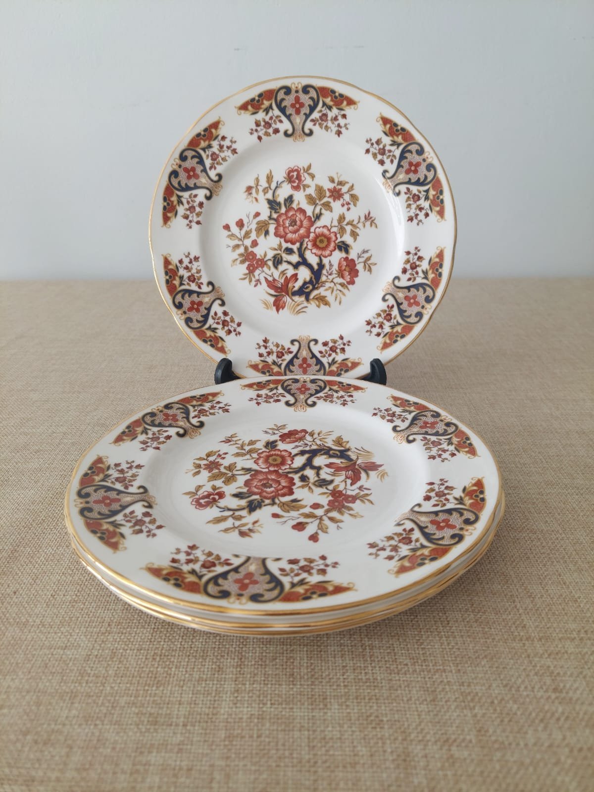 Set de 4 Platos de Ensalada Colclough "Royale" Fine Bone China – Porcelana Inglesa - Imagen 3