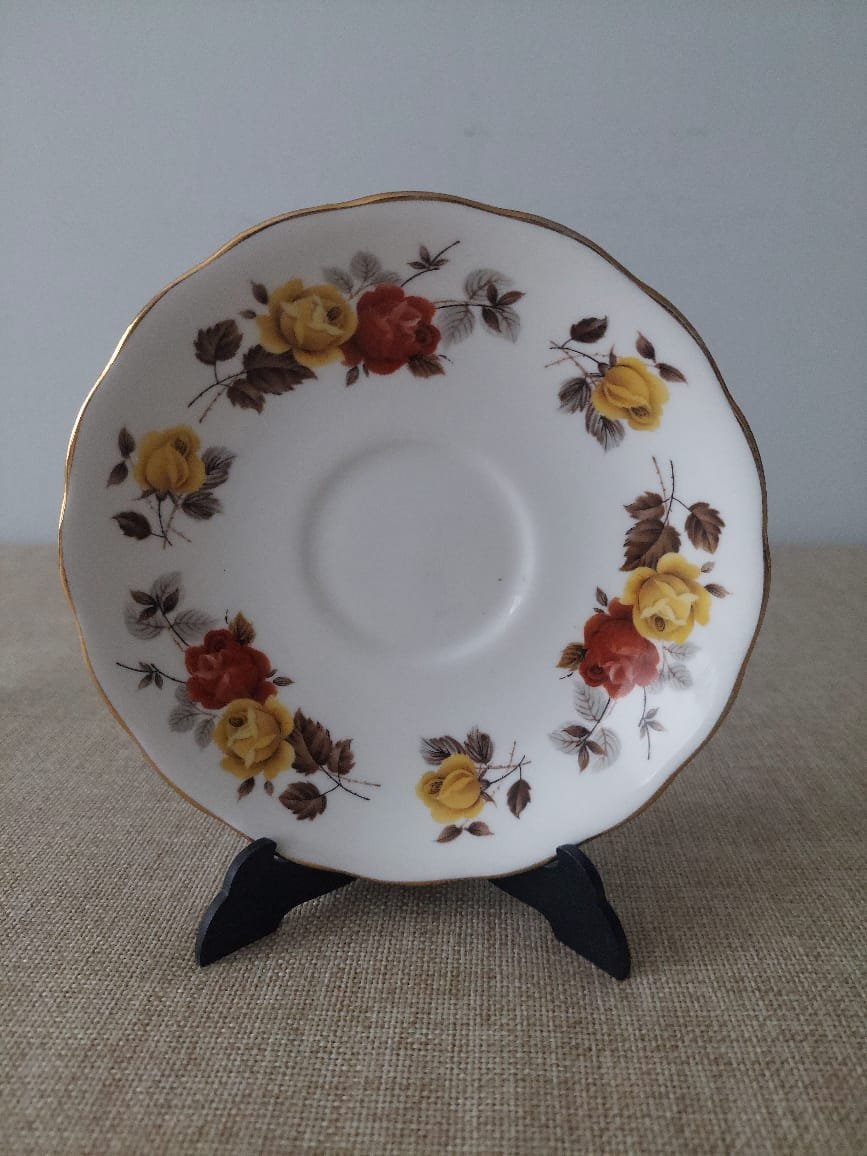 Set de 2 Platos de Té Vintage Colclough Bone China – Diseños Florales Ingleses - Imagen 3