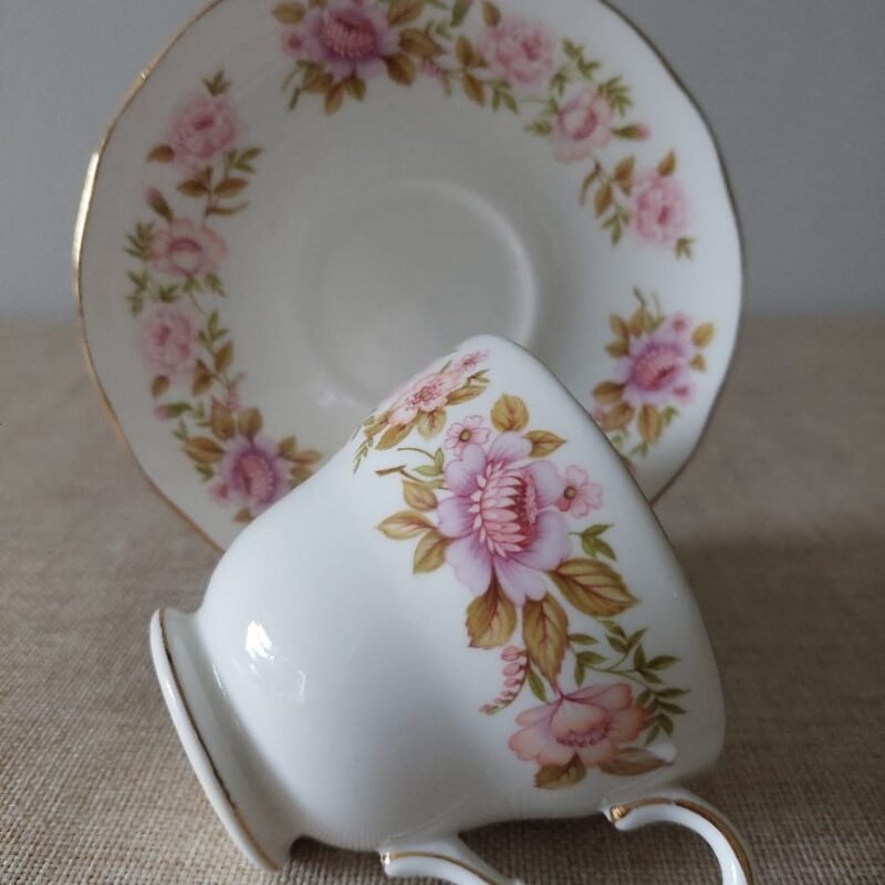 duo-duchess-summer-glory-detalle-flores-vintage-inglesa