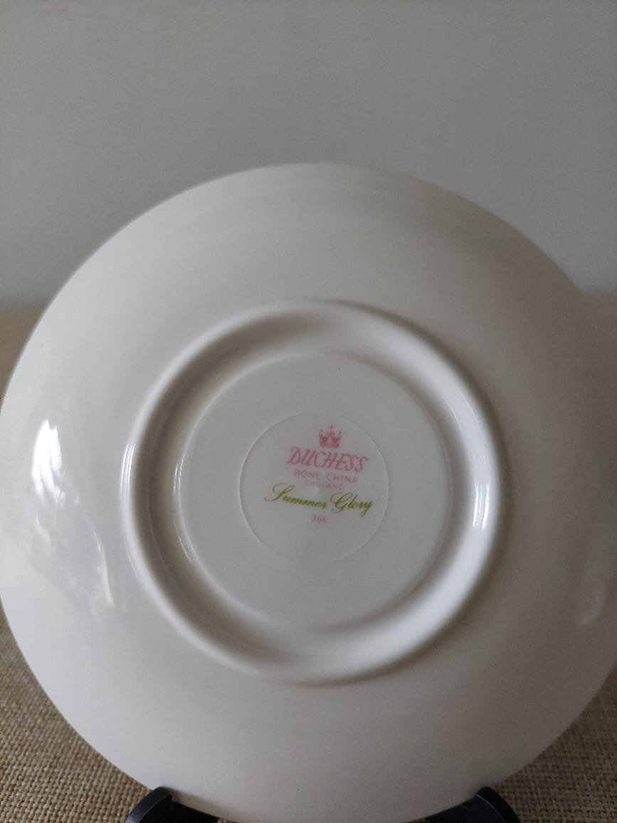 Dúo de Té Vintage Duchess “Summer Glory” Bone China – Inglaterra - Imagen 3