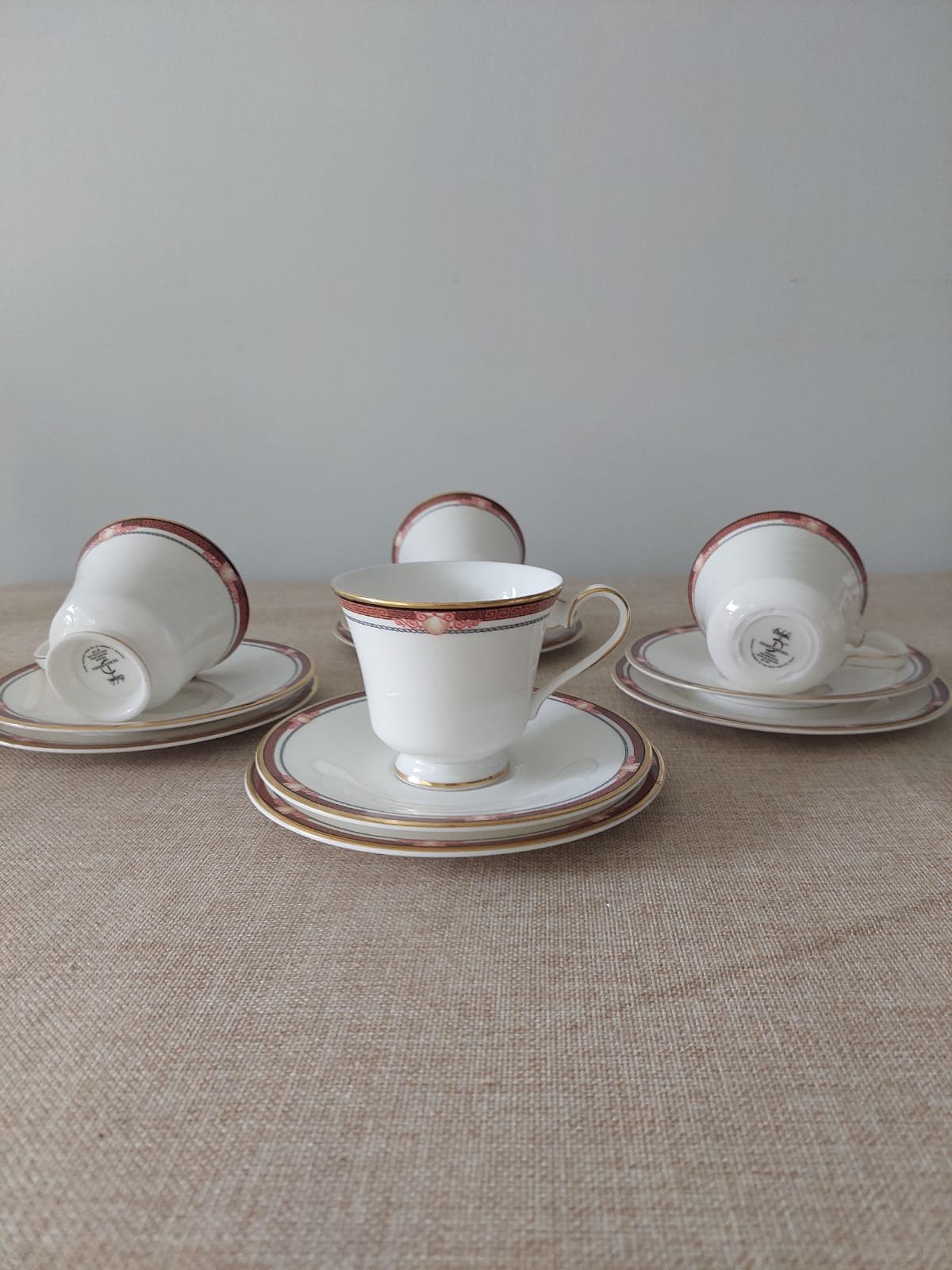 Colección Paragon para Debenhams “Delphi” – Fine Bone China Inglesa, 1987 - Imagen 2